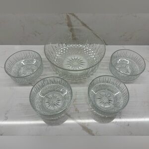 Vintage Arcoroc France Diamond Diamant Starburst Clear Cut Glass Set of 5 Bowls